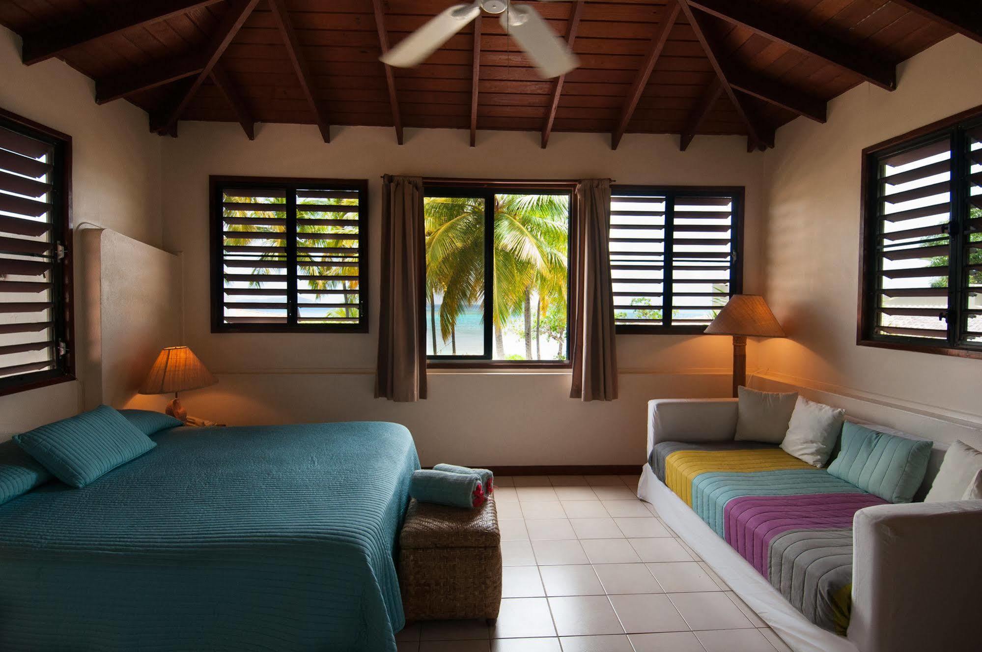 Mango Bay Resort Спаниш-Таун Экстерьер фото
